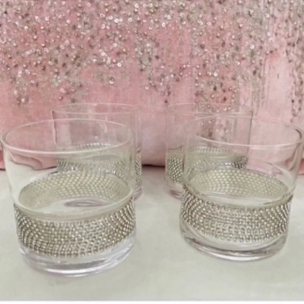 Unbranded set crystal
